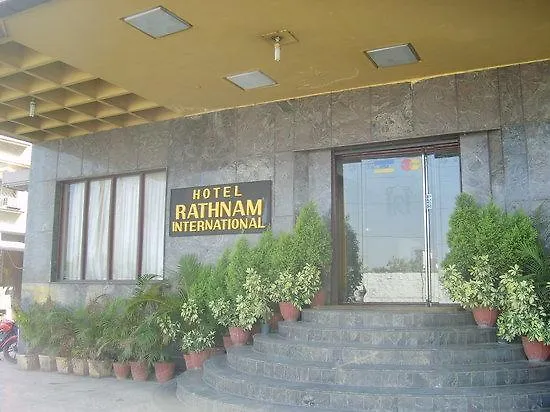 Hotel Rathnam International